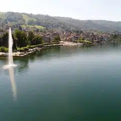 Betreibungszustellung an Domizilhalter: Von der AG unterlassene Abwesenheitsmeldung an Domizilhalter