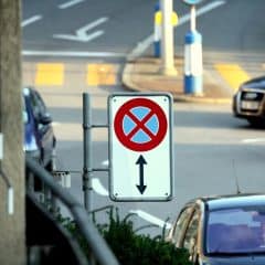 Schweizer Verkehrssignale entsprechen internationalem Standard
