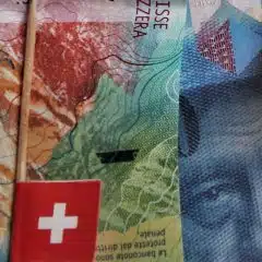 Mindestlohnregelungen: In den Städten Zürich und Winterthur rechtsgültig